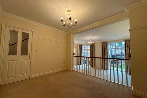 3 bedroom end of terrace house for sale, The Avenue, Poole BH13