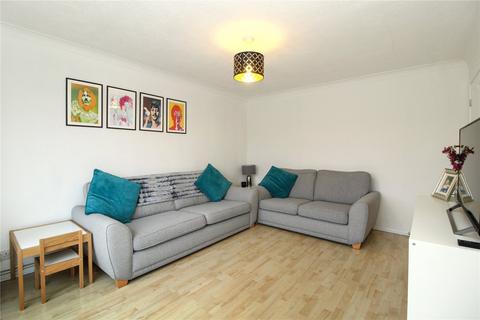 2 bedroom apartment for sale, Arterial Road, Leigh-on-Sea, Essex, SS9