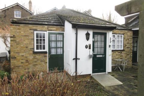 1 bedroom retirement property for sale, Cambridge Court, Cambridge Road