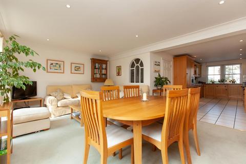 4 bedroom end of terrace house for sale, Hilperton Road, Trowbridge