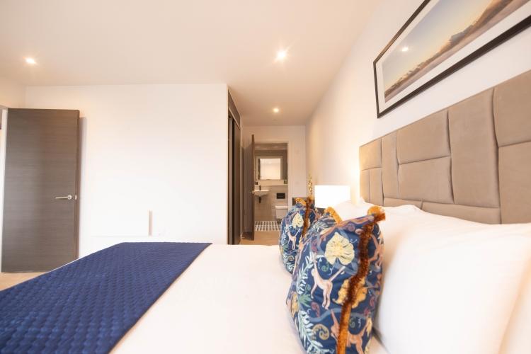 3 Bed Show Apartm...