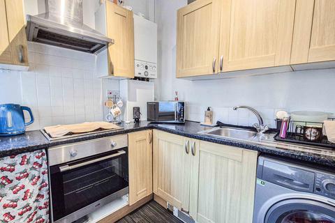 5 Dawson Street, Oldham, OL4 3AH