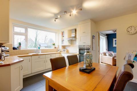 15 East Mount, North Ferriby, HU14 3BX