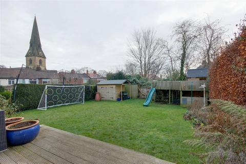 15 East Mount, North Ferriby, HU14 3BX