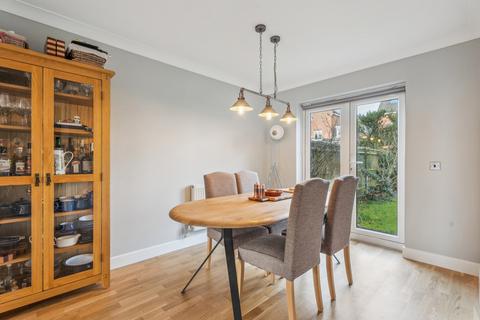 48 Barley Close, Wallingford, OX10 9BX