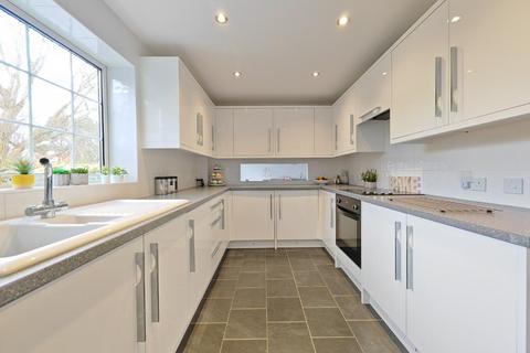3 bedroom link detached house to rent, Ardingly, Bracknell