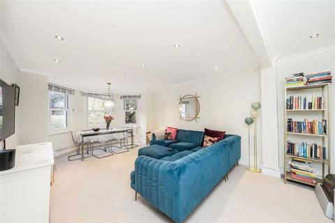 2 bedroom flat for sale, Leyland Road, London SE12