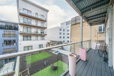 1 bedroom flat for sale, Commercial Road, London E1