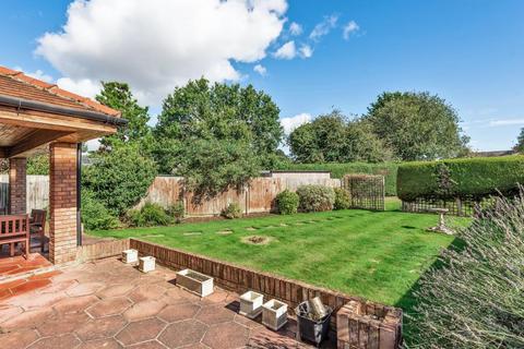 4 bedroom detached house for sale, Maidenhead,  Berkshire,  SL6