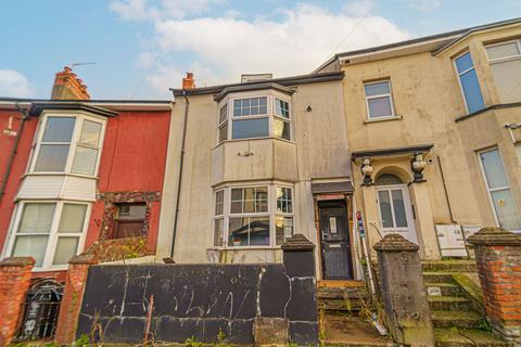 2 bedroom terraced house for sale, York Place, Newport, NP20