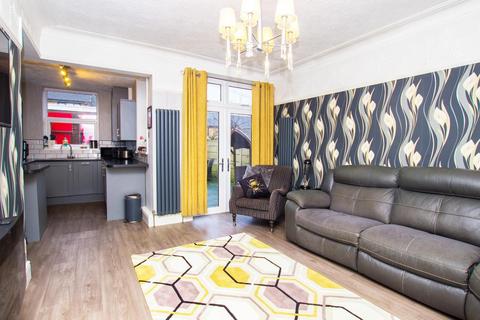 63 Avondale Road, Darwen, BB3 1NS