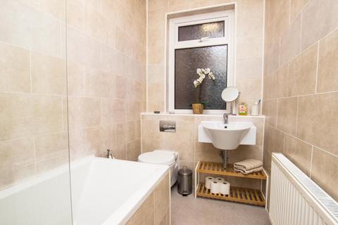 63 Avondale Road, Darwen, BB3 1NS