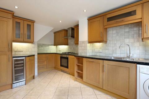 2 bedroom terraced house for sale, Oxford Road, Gerrards Cross, Buckinghamshire, SL9