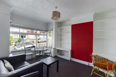 1 bedroom flat to rent, Milner Road, Brighton