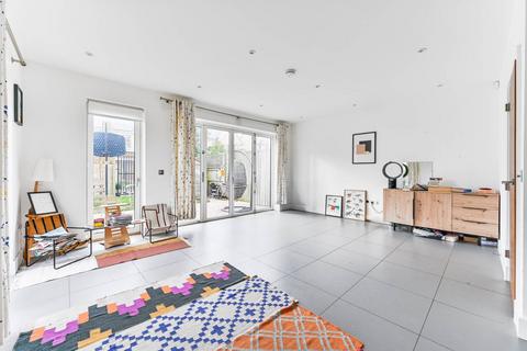 5 bedroom end of terrace house for sale, Lawrie Park Crescent, Sydenham, London, SE26