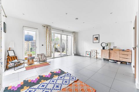 5 bedroom end of terrace house for sale, Lawrie Park Crescent, Sydenham, London, SE26