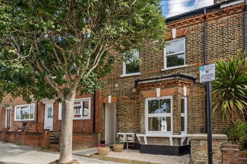 3 bedroom flat for sale, Thurlow Hill, West Dulwich, London, SE21
