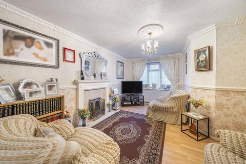 4 bedroom terraced house for sale, Heathfield Drive, Mitcham, CR4