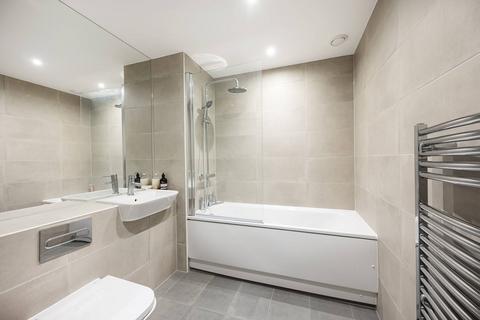 1 bedroom flat for sale, Silk District, Whitechapel, London, E1