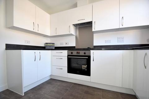 2 bedroom semi-detached house to rent, Angelica Grove, Newport PO30