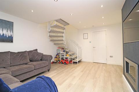 2 bedroom house for sale, Villiers Place, Boreham