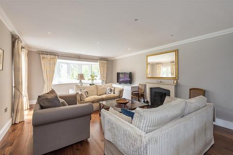 5 bedroom detached house for sale, Blackmore Way, Wheathampstead