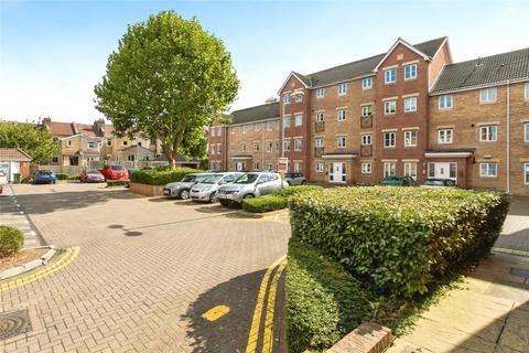 35 Hedgers Close, Ashton, Bristol, BS3 2SX