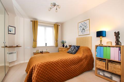 1 bedroom apartment for sale, Avenue Rd, Lymington, Hampshire, SO41