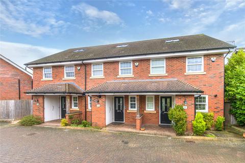 3 bedroom terraced house for sale, Battlers Green Drive, Radlett, Hertfordshire, WD7