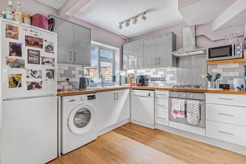 3 bedroom semi-detached house for sale, Brightside Avenue, Staines-upon-Thames, TW18