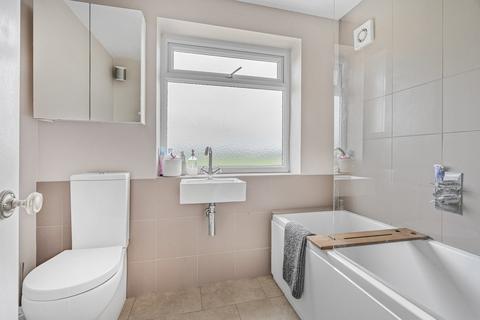 117 Brightside Avenue, Staines-upon-thames, TW18 1NH