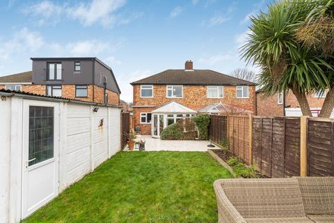 117 Brightside Avenue, Staines-upon-thames, TW18 1NH