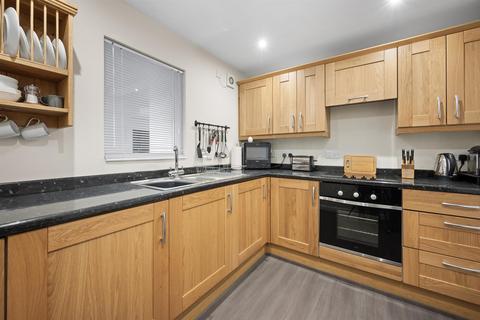 1 bedroom flat for sale, Matlock Street, Bakewell