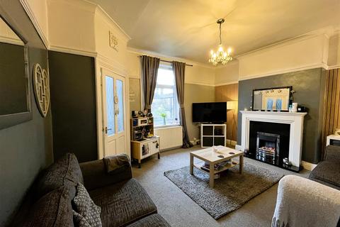 13 Mayfield View, Wyke, Bradford, BD12 9PY