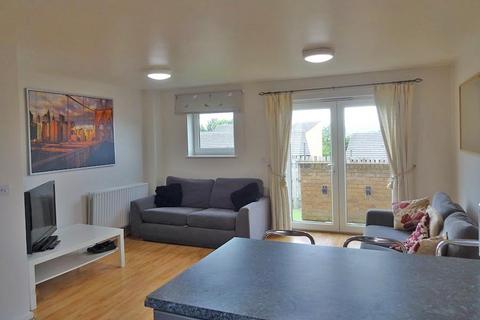 3 bedroom flat to rent, Park Grange Court, Sheffield