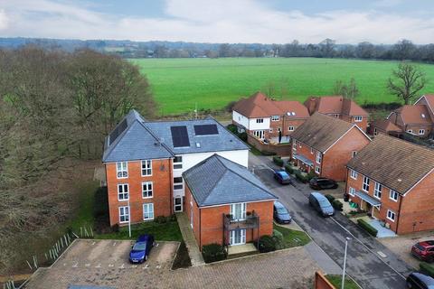 Archer Grove, Arborfield Green, Reading, Berkshire, RG2