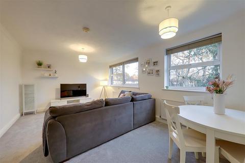 undefined, Gorse Avenue, Worthing