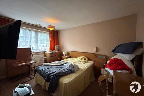 22 Chilthorne Close, London, SE6 4YW