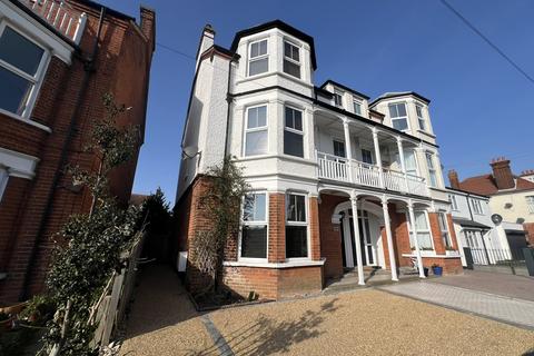 7 bedroom semi-detached house for sale, Tomline Road, Felixstowe IP11