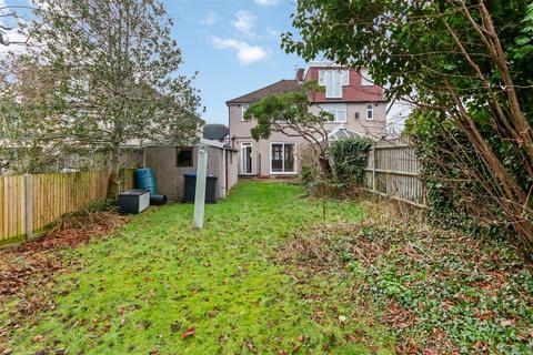48 Linkway, London, SW20 9AU