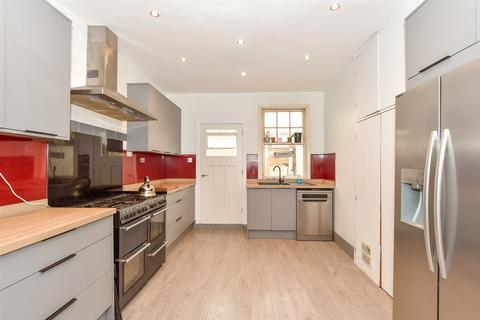 5 bedroom ground floor maisonette for sale, Granville Road, Littlehampton, West Sussex