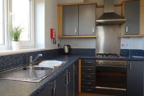 3 bedroom flat to rent, Park Grange Court, Sheffield