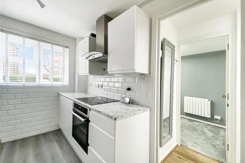 84 Parish Gate Drive, Sidcup, DA15 8TH
