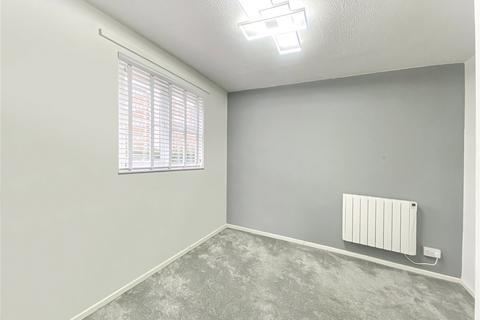 84 Parish Gate Drive, Sidcup, DA15 8TH