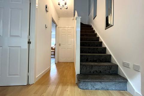 20 Morland Place, Birmingham, B31 2PF