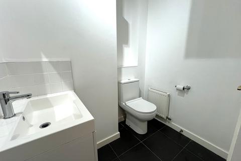 20 Morland Place, Birmingham, B31 2PF