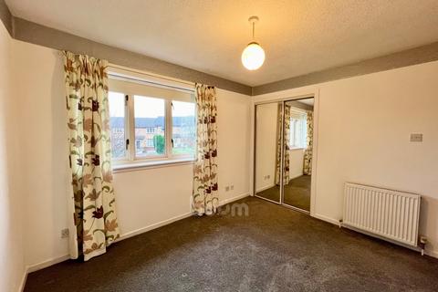 2 bedroom terraced house for sale, 11 Dormanside Grove