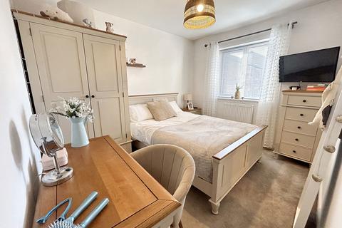 37 Oakfield Gardens, Peterlee, SR8 1BA