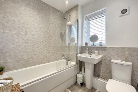 37 Oakfield Gardens, Peterlee, SR8 1BA