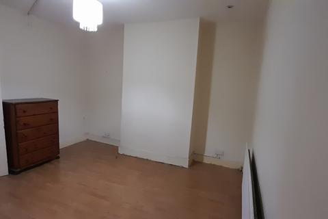 4 bedroom terraced house to rent, Croydon, CR0